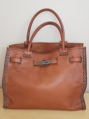EUC Vilenca Holland Rivet-Trim Leather Tote - Tan
